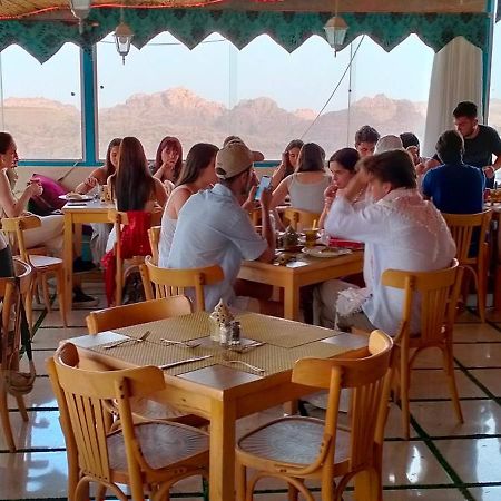 Petra Boxtel Hostel Wadi Musa Exteriér fotografie
