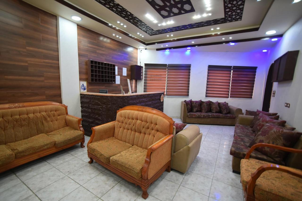 Petra Boxtel Hostel Wadi Musa Exteriér fotografie